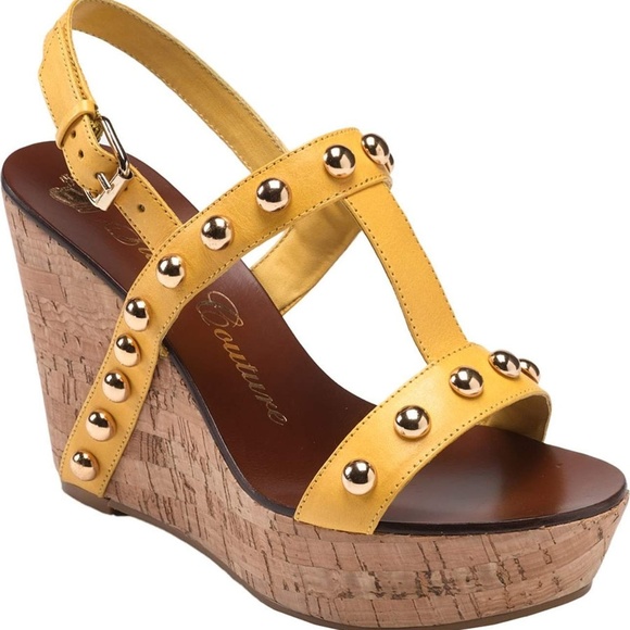 Juicy Couture Shoes - Juicy Couture Kipper Yellow/Gold Stud Shoes